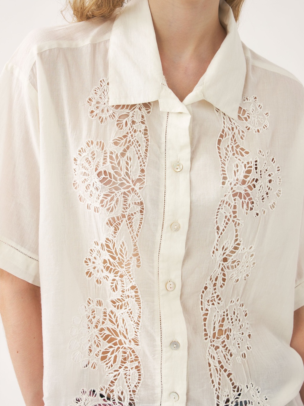 Antik Batik Cream Lace-Panel Button Down Shirt